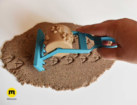Multi-Tool Handle for Sand Play