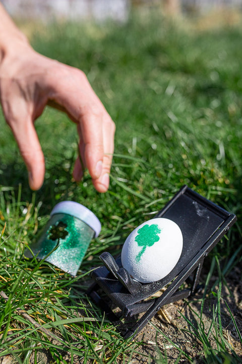 Easter egg spray paint stencils