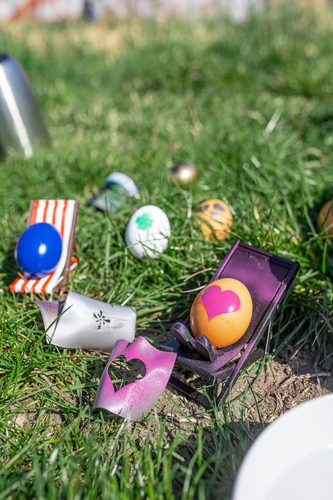 Easter egg spray paint stencils
