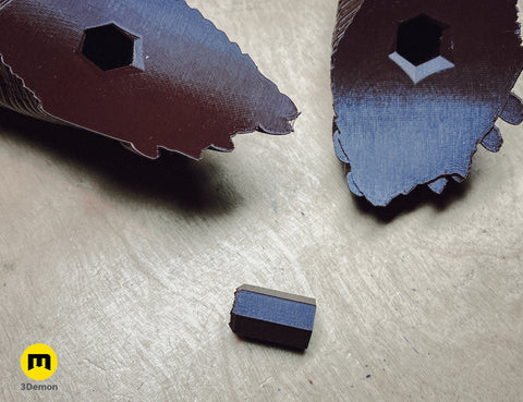 Horn mounting pins