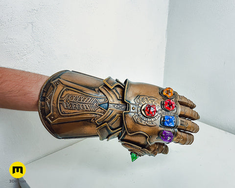 The Infinity Gauntlet - Wearable DnD Dice Holder