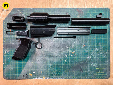 Fallout Lucy's Tranquilizer gun and Darts