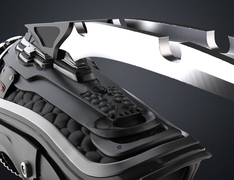 Fugitive Predator Gauntlet and Blades