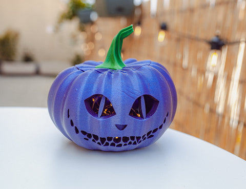 Cheshire Cat Pumpkin Lantern
