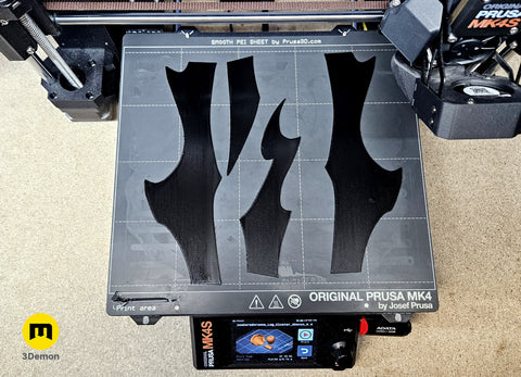 Digital 3D render of Solo Leveling Knight Killer Dagger STL, sliced parts on Prusa i3 MK4S print bed, 3D print cospla...