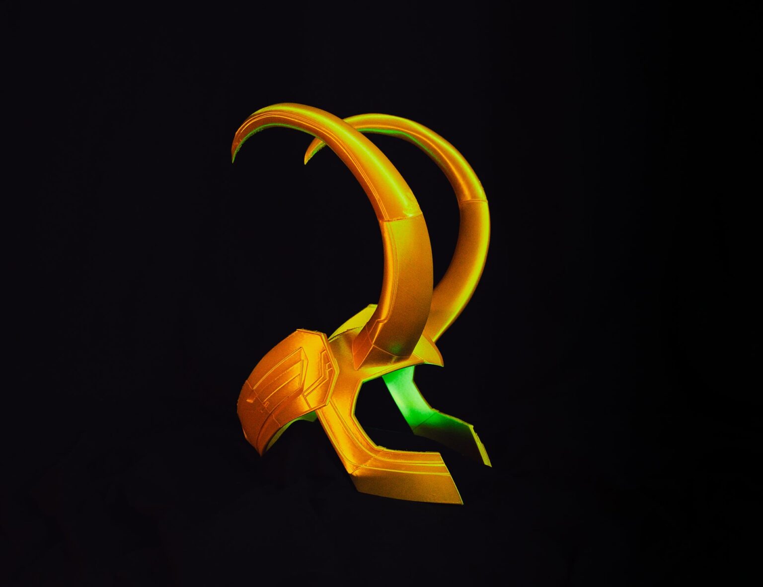 Loki ragnarok helmet