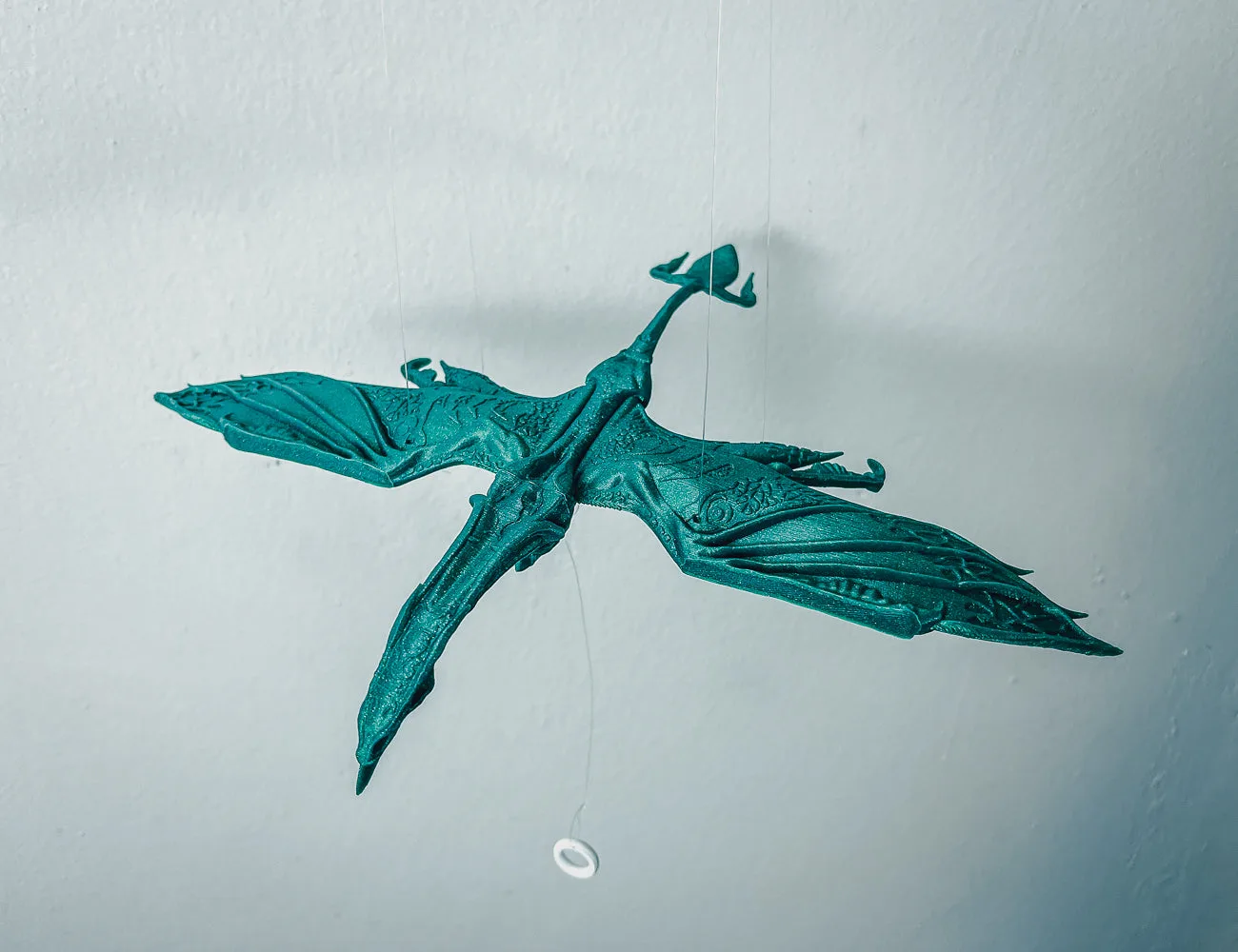 3D visualization of Avatar Ikran Flying Mobile STL, side view of the design