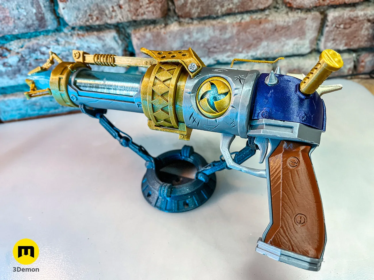 Close-up of 3D printed gold and blue components of Jinx's Arcane blaster – Jinx Arcane S2 Pistol 3D print | 3Demon