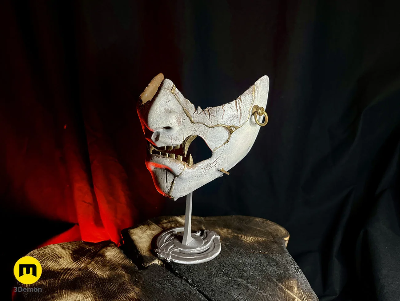 Detailed close-up of the weathered texture and golden teeth of the 3D printed samurai mask – Ghost of Yotei Samurai Mask 3D print | 3Demon