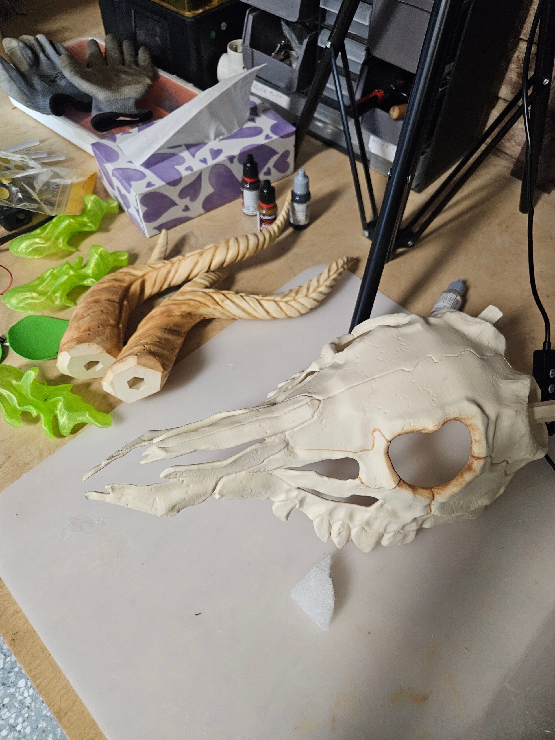 3D printed The Silent cosplay costume from Slay the Spire – After the varnish dried