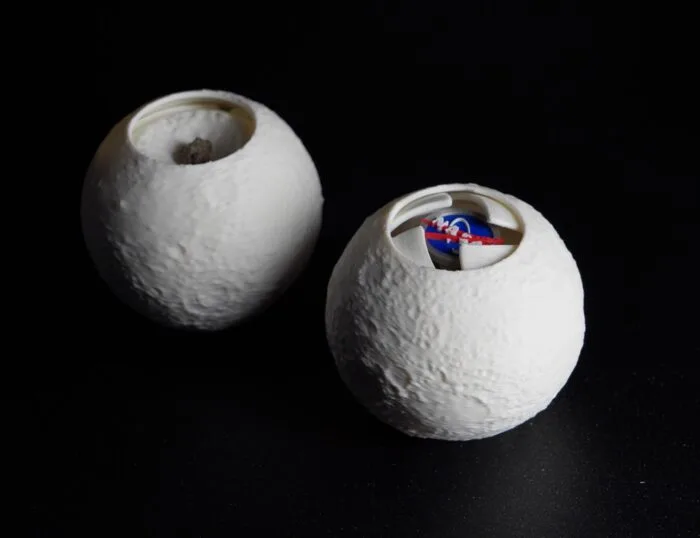 Moon Ring Box — 3D printable STL model