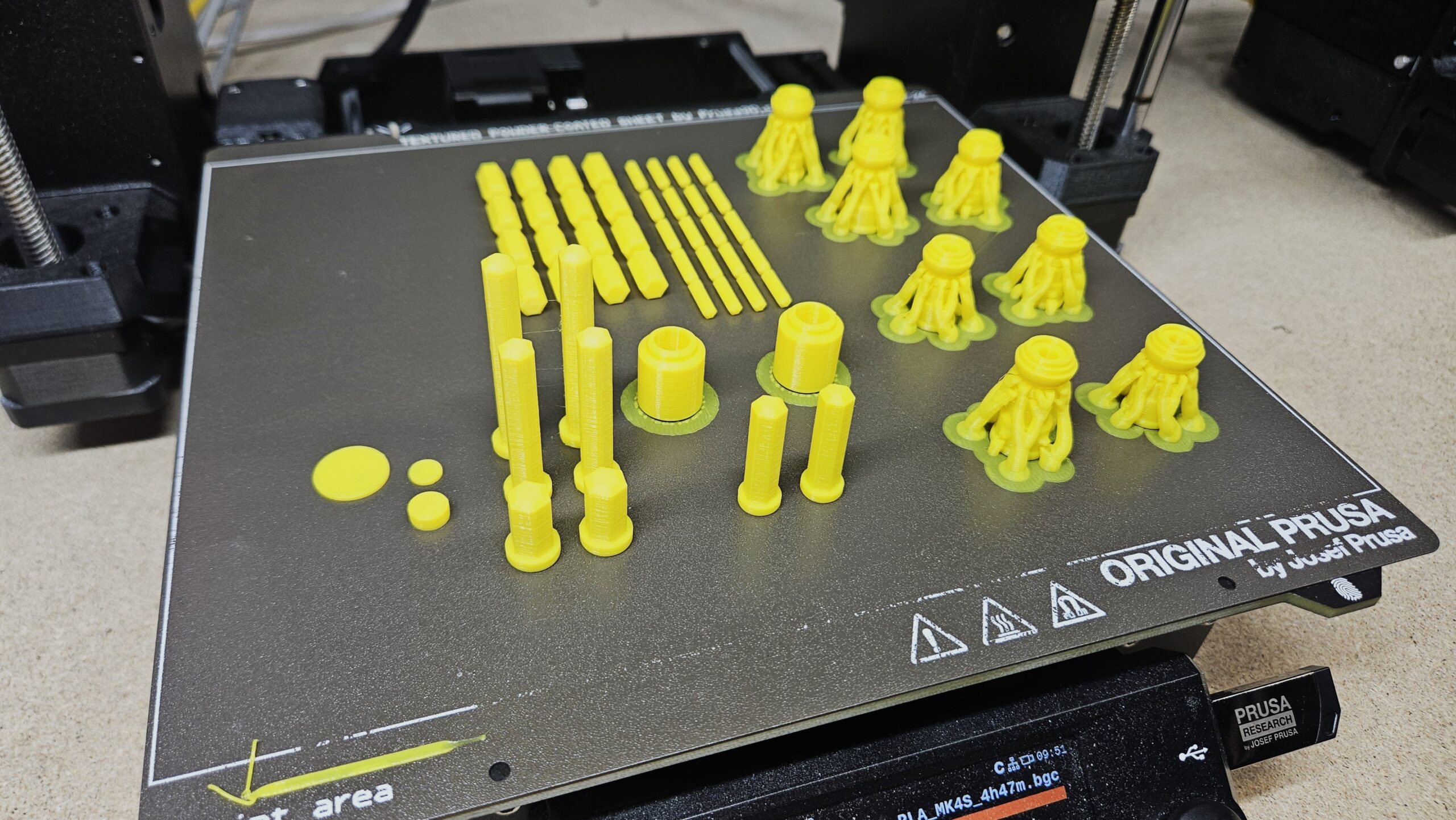 3D printed Lucy Power Fist cosplay prop from Fallout – 3D Printing the Power Fist Parts
