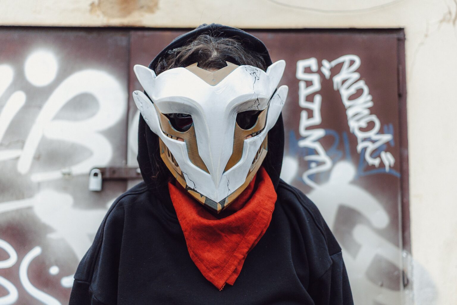 Photo of 3D printed Ekko Firelighter Mask from Arcane on Prusa XL printer bed showing white and copper bronze components with V-shape forehead