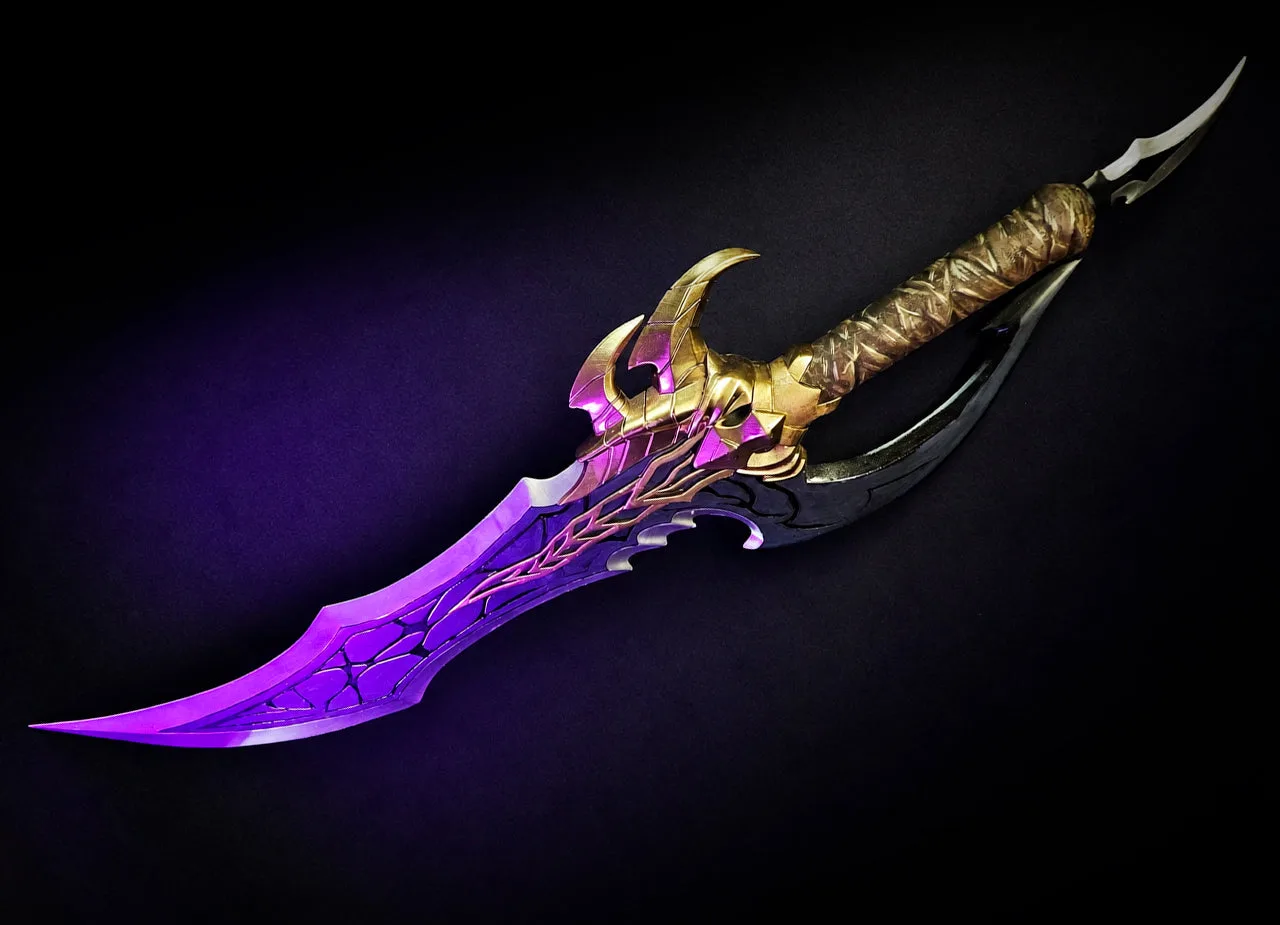 Digital 3D render of Solo Leveling Kasaka's Venom Fang, purple blade with gold hilt, 3D printed cosplay prop side view