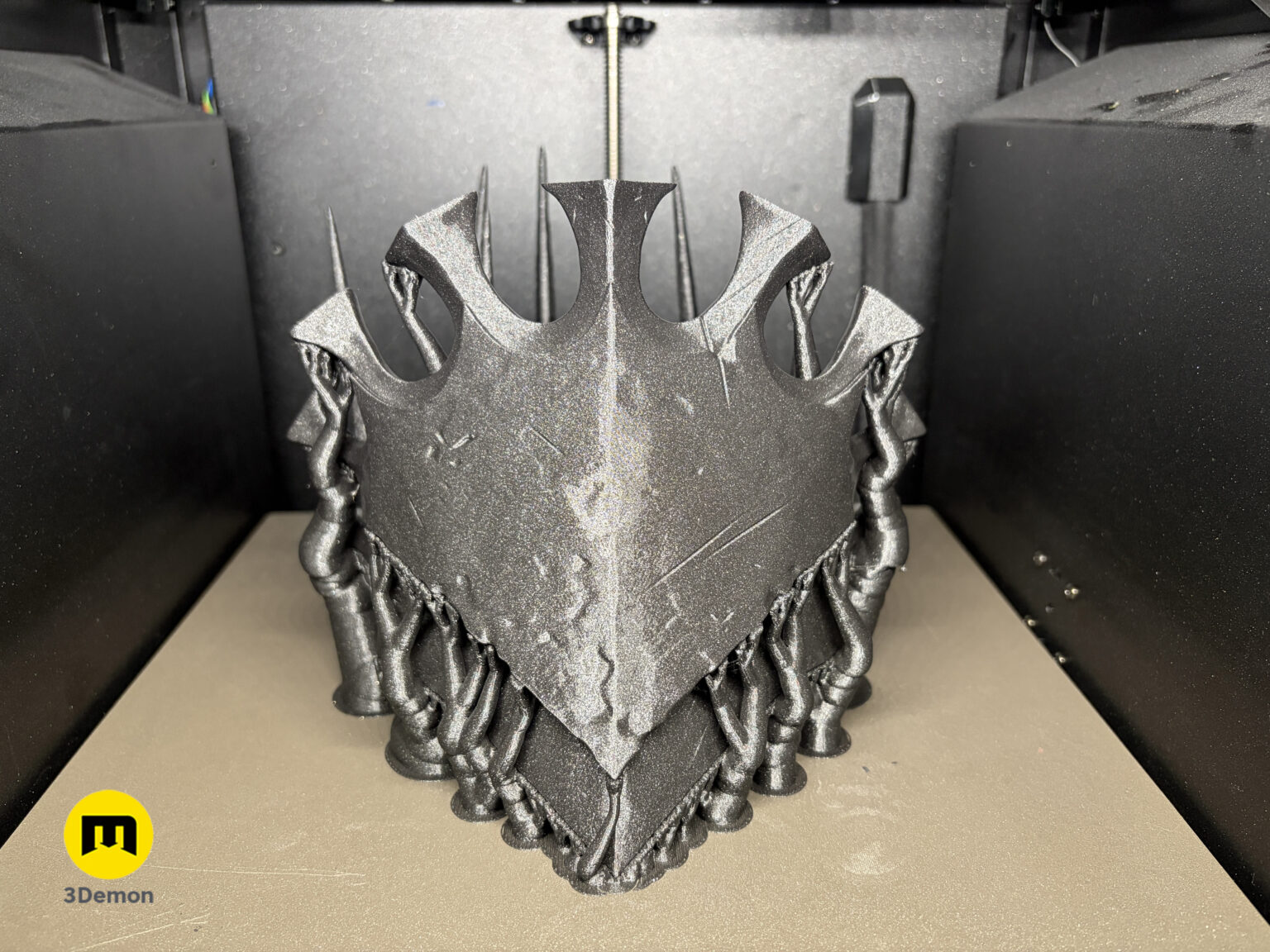 Photo of Dark Enchantress Mask from Lords of the Fallen 3Dprint STL 3Demon Print bed main